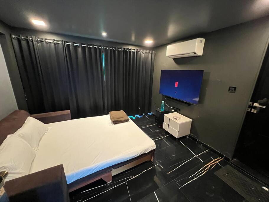 Stayhaven Starmount 4Bhk & Pool Mumbai Ngoại thất bức ảnh