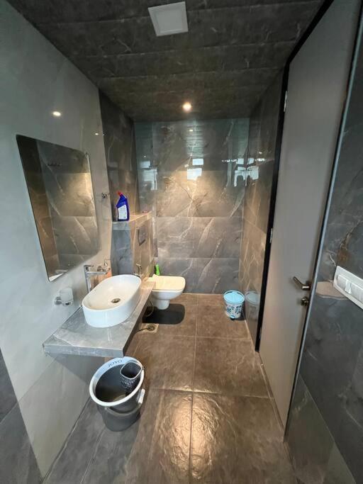 Stayhaven Starmount 4Bhk & Pool Mumbai Ngoại thất bức ảnh